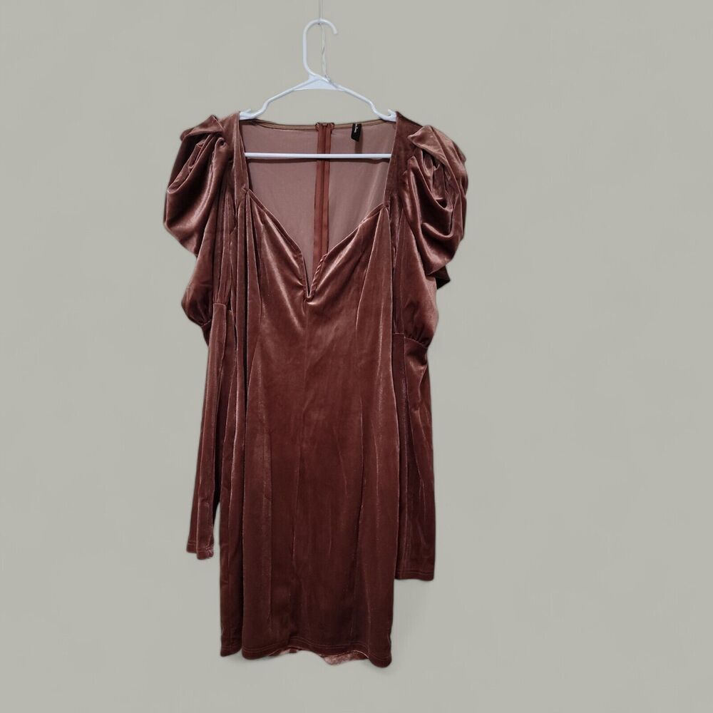 WEEN MARIA DRESS COLOR BRONCE TALLA M 95% POLIESTER ESCOTE EN V MANGAS BOMBACHA
